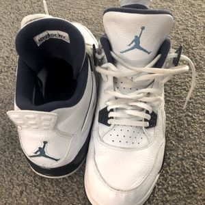 Air Jordan Retro 4